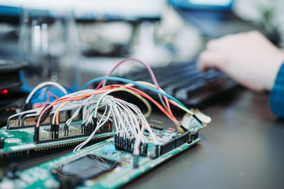 Alarmas y Control de Acceso